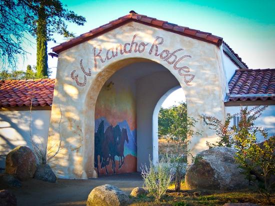 El Rancho Robles